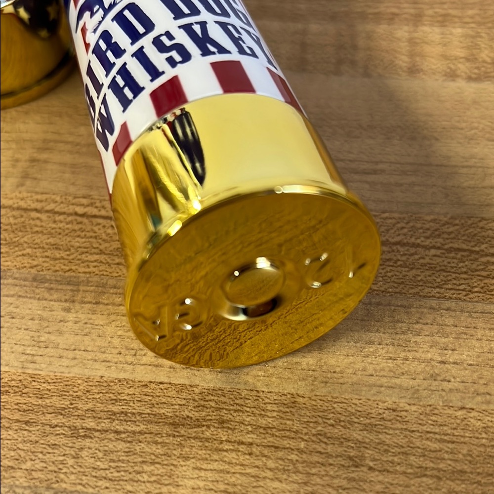New 2 Bird Dog Whiskey  Shot Glasses - Picture 4 of 8